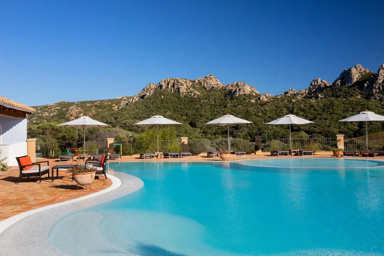 Felix Hotels - Country Resort Parco Degli Ulivi أرتْساكينا