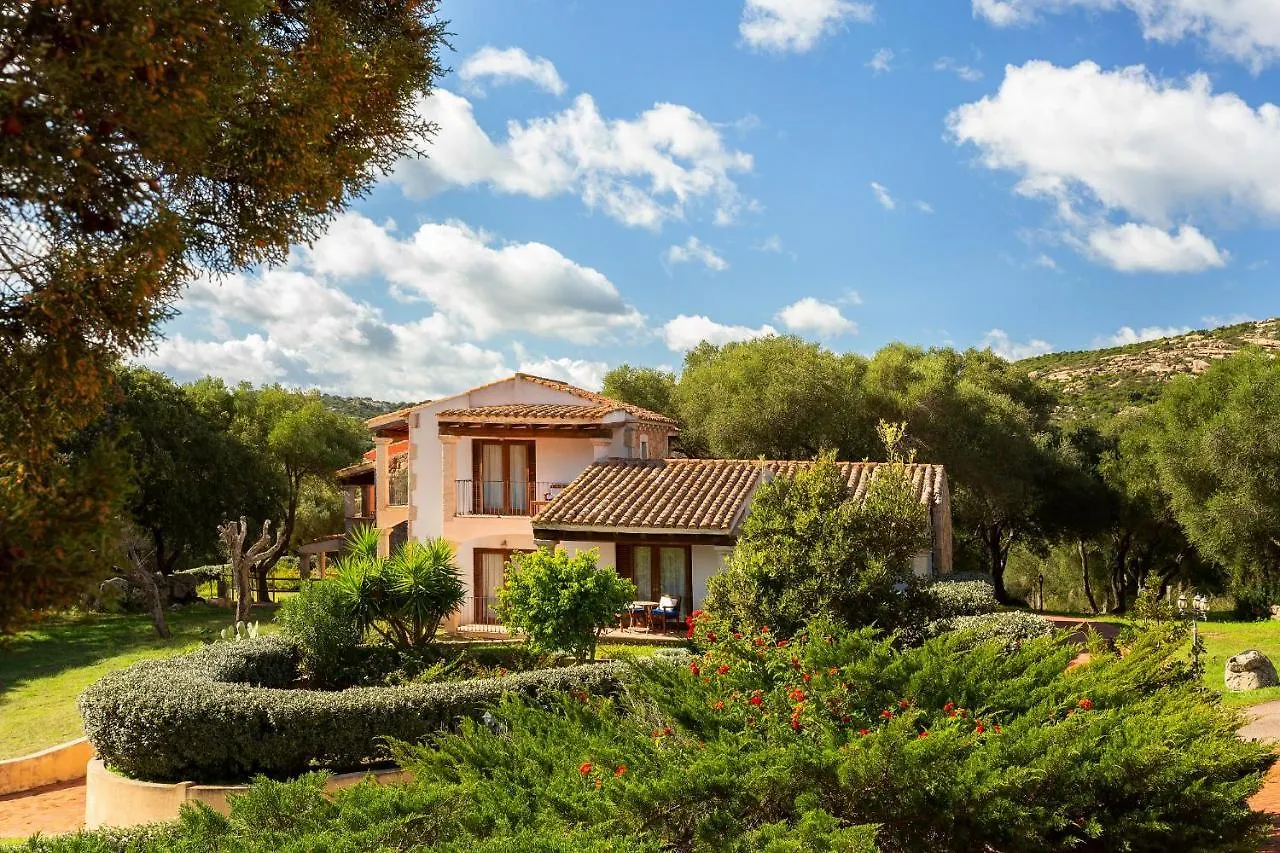 Felix Hotels - Country Resort Parco Degli Ulivi أرتْساكينا 4*,
