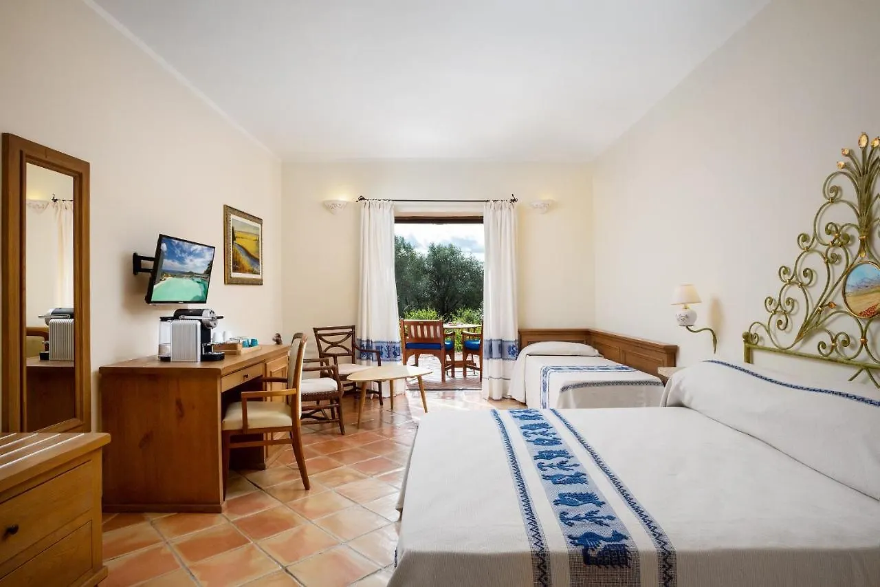 Felix Hotels - Country Resort Parco Degli Ulivi أرتْساكينا